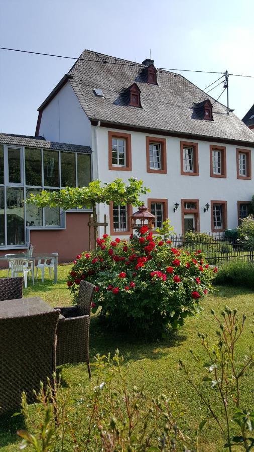 Ferienwohnung Altes Pfarrhaus Mit Flair Und Moselblick Brauneberg Exteriér fotografie