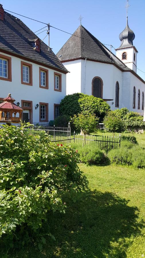 Ferienwohnung Altes Pfarrhaus Mit Flair Und Moselblick Brauneberg Exteriér fotografie