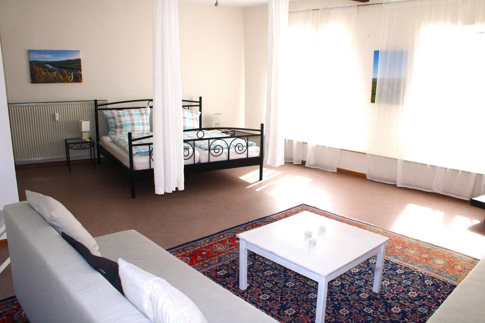 Ferienwohnung Altes Pfarrhaus Mit Flair Und Moselblick Brauneberg Exteriér fotografie